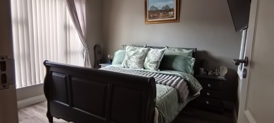 4 Bedroom Property for Sale in Monte Christo Western Cape